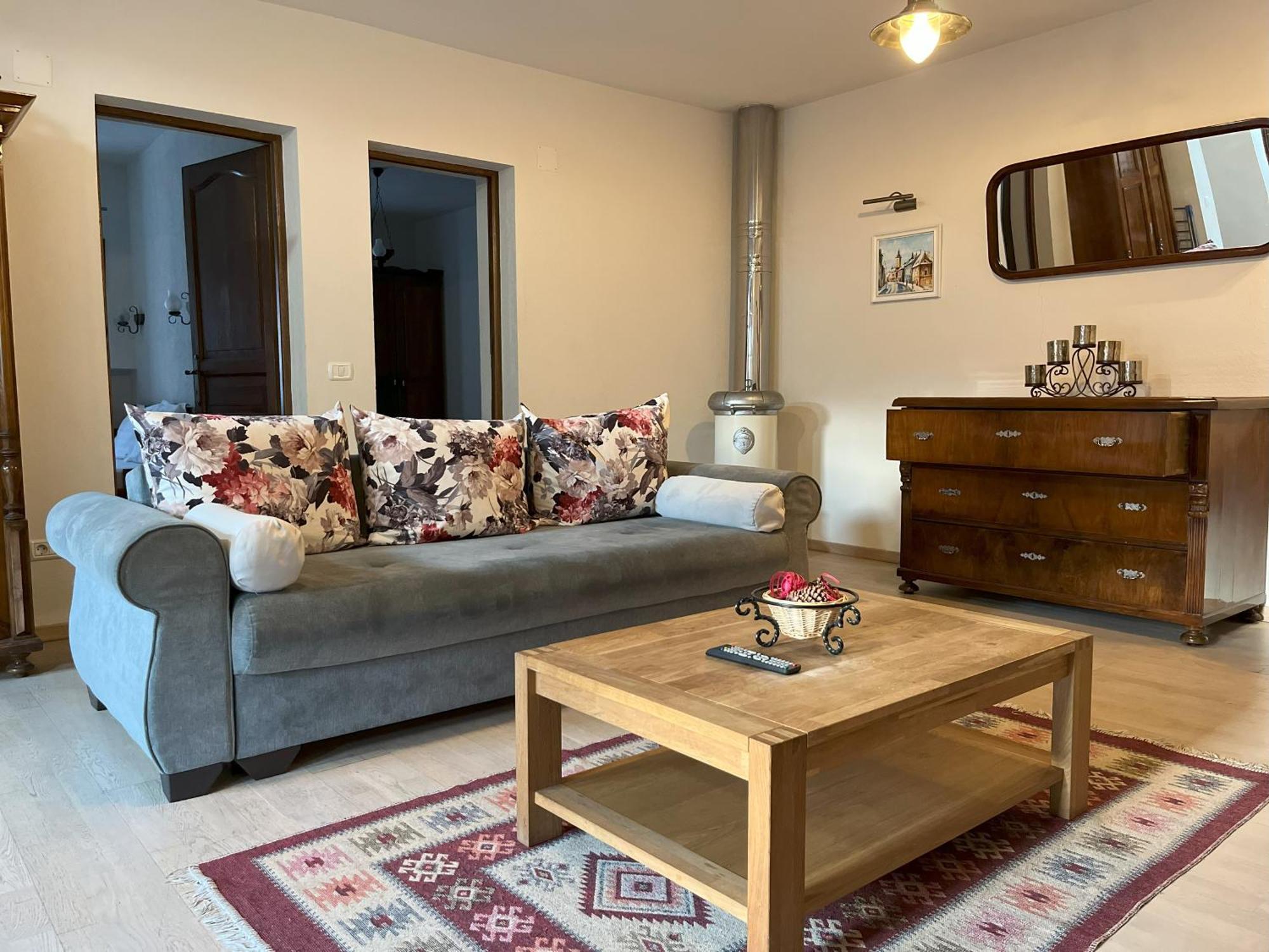 Cozy Apartment Brasov Luaran gambar