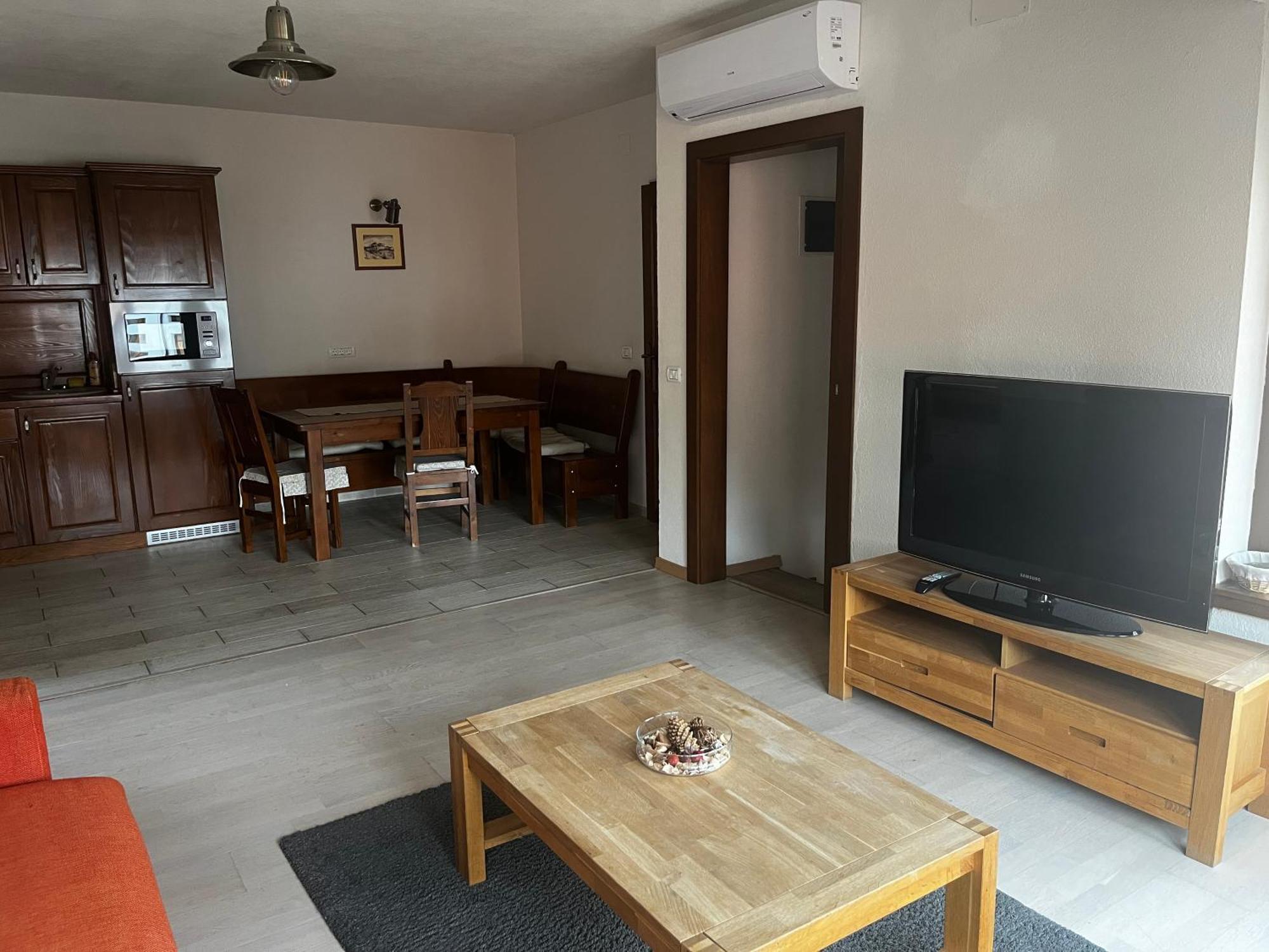 Cozy Apartment Brasov Luaran gambar