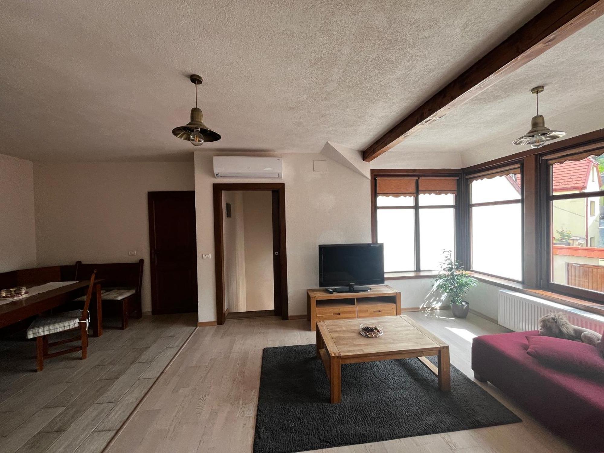 Cozy Apartment Brasov Luaran gambar