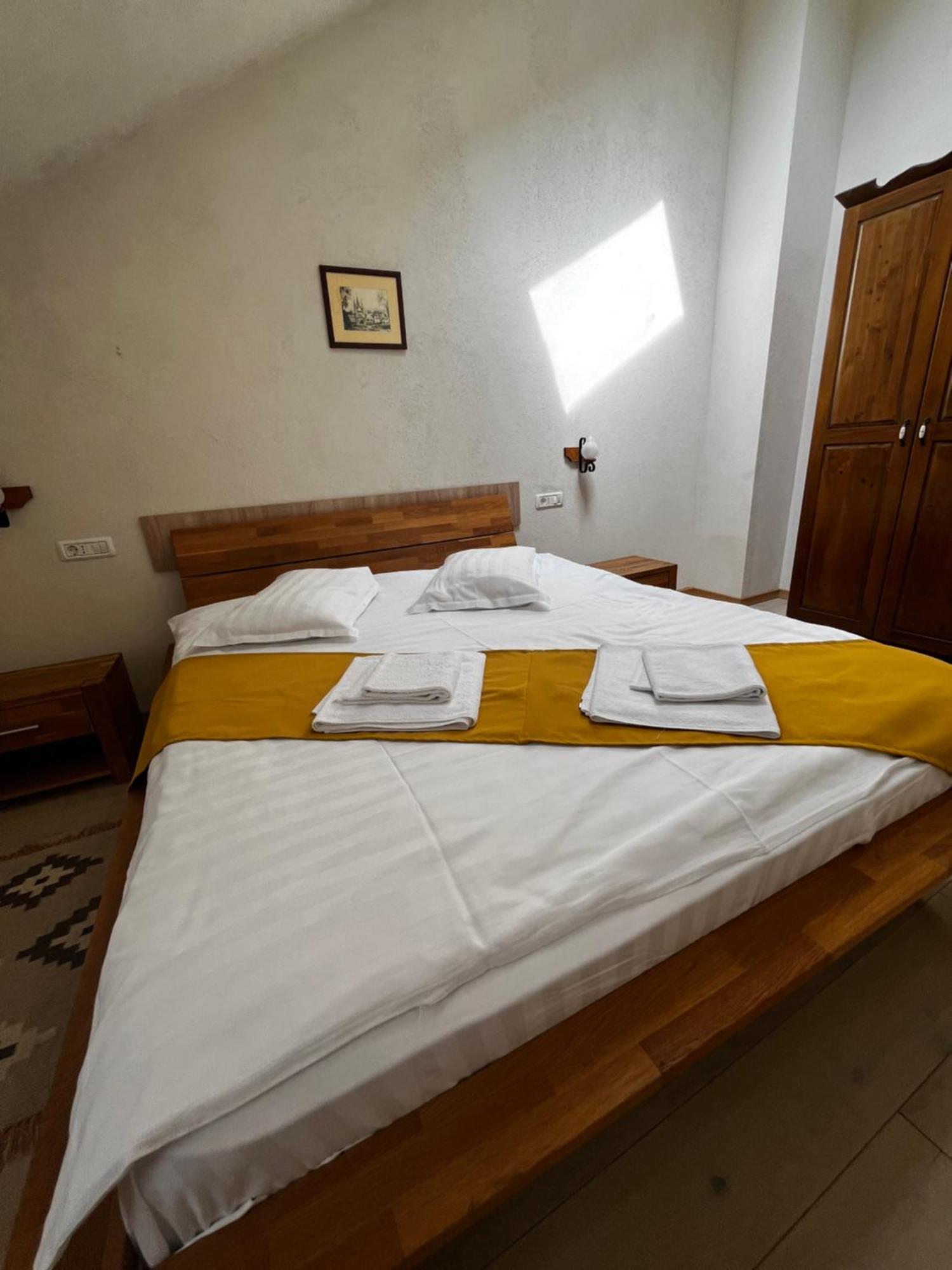 Cozy Apartment Brasov Luaran gambar